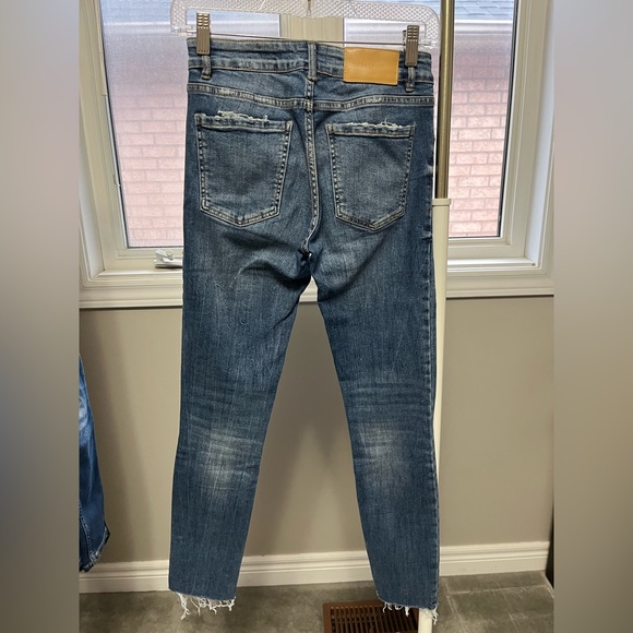 Zara Jeans - Picture 2 of 2